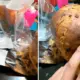 Los usuarios se mostraron disgustados con las imágenes del tradicional panetón peruano. Foto: composición LR/captura de TikTok/@jomenmen1