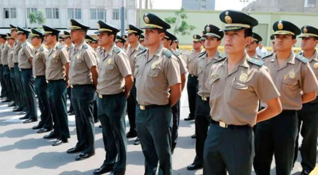 La asimilación a la PNP solo puedan realizar las personas que cuenten con una carrera profesional acreditada por la SUNEDU.