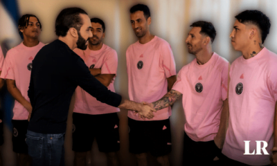 El saludo entre Bukele, Messi y el equipo del Inter de Miami fue un acto fuera de lo planeado por la organización. Foto: @nayibbukele/X