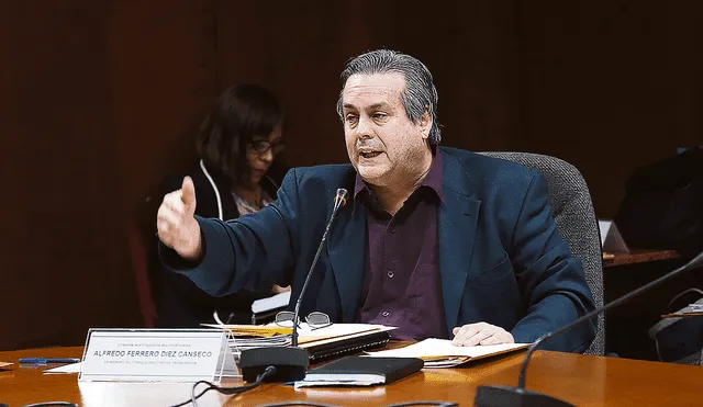 Gestión. Alfredo Ferrero fue ministro de Comercio Exterior y Turismo en gobierno de Toledo. Foto: La República