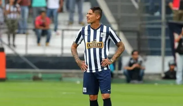 Paolo Guerrero debutó en el fútbol peruano el último fin de semana. Foto: composición LR/AFP