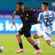 La selección peruana cayó 2-0 ante los argentinos en la ida que se jugó en el Nacional. Foto: AFP